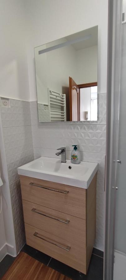 Appartement Le Petit Charcot Charleville-Mezieres Exterior photo