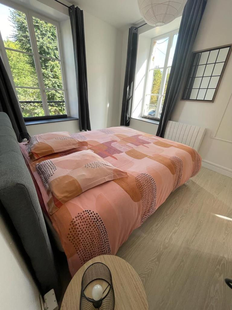 Appartement Le Petit Charcot Charleville-Mezieres Exterior photo